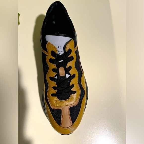 Gucci Men’s  Sneakers Rhython athletic shoe - Picture 3 of 4